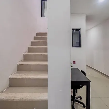 4 Bedroom Semi Luxury House In Downtown With Pool - Casa San Juan Valladolid  Exterior photo